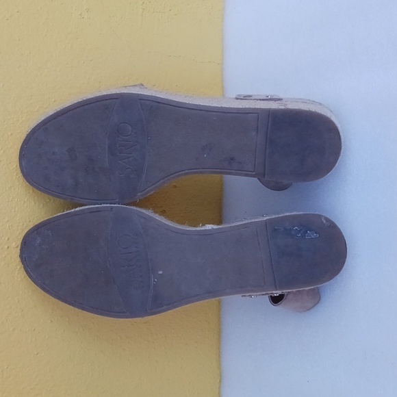 SARTO Women's Tan Espadrille Sandals - Picture 5 of 7